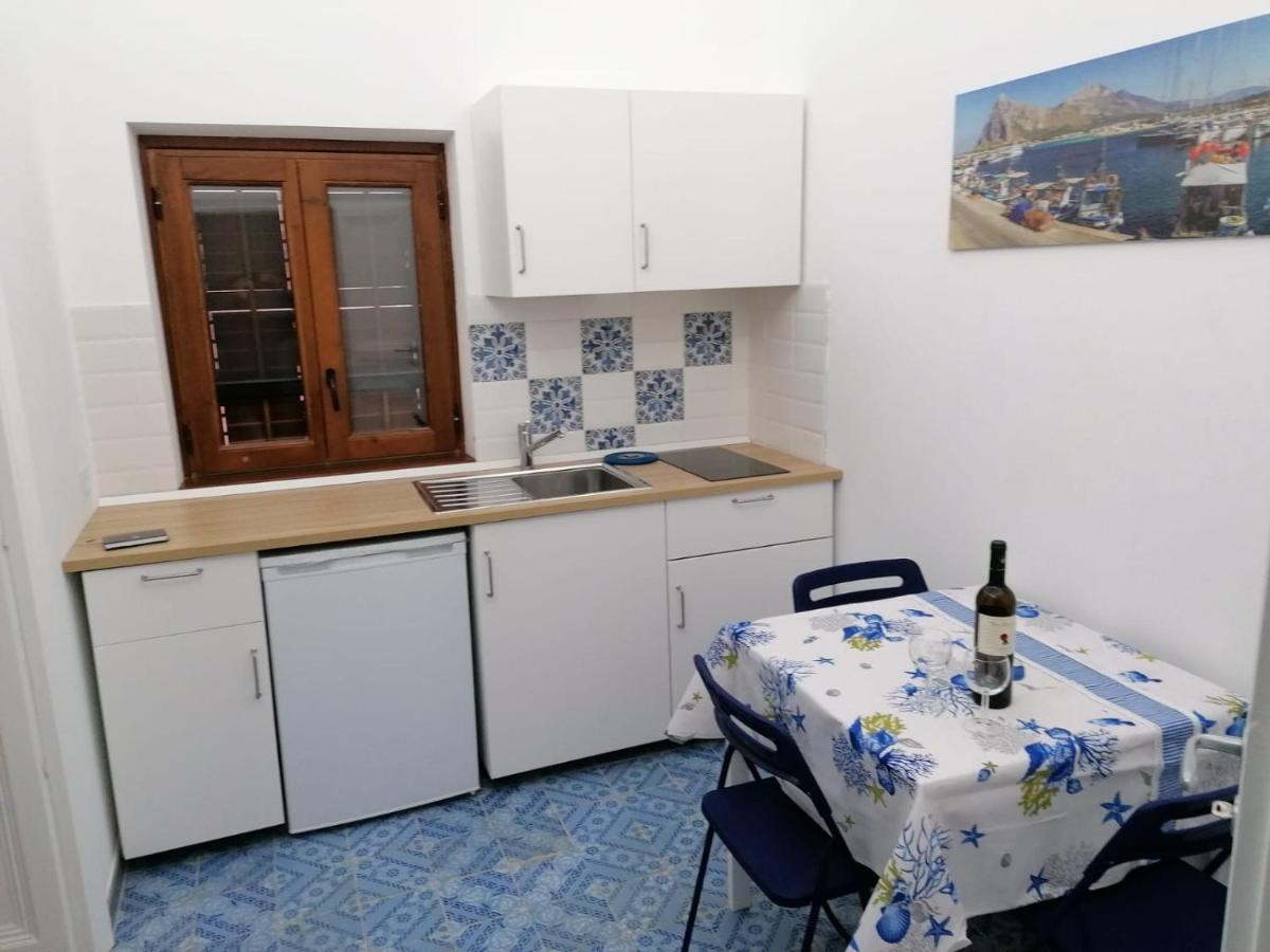 קאסטלמארה דל גולפו Case Vacanze Azzurra, Loredana E Trinacria מראה חיצוני תמונה